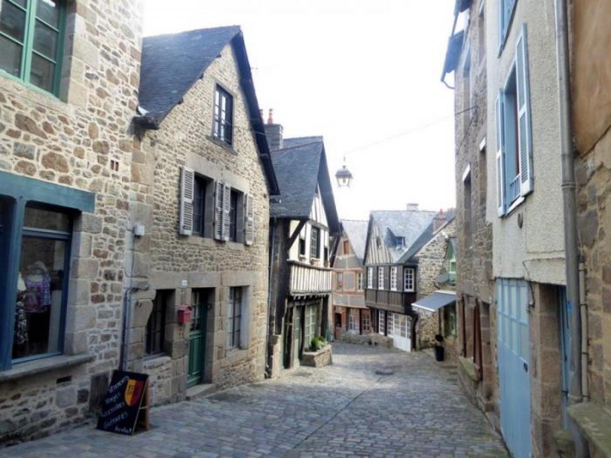Picture of Home For Sale in Dinan, Bretagne, France
