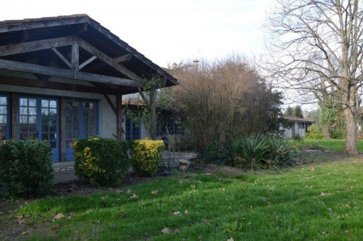 Picture of Home For Sale in Mielan, Midi Pyrenees, France