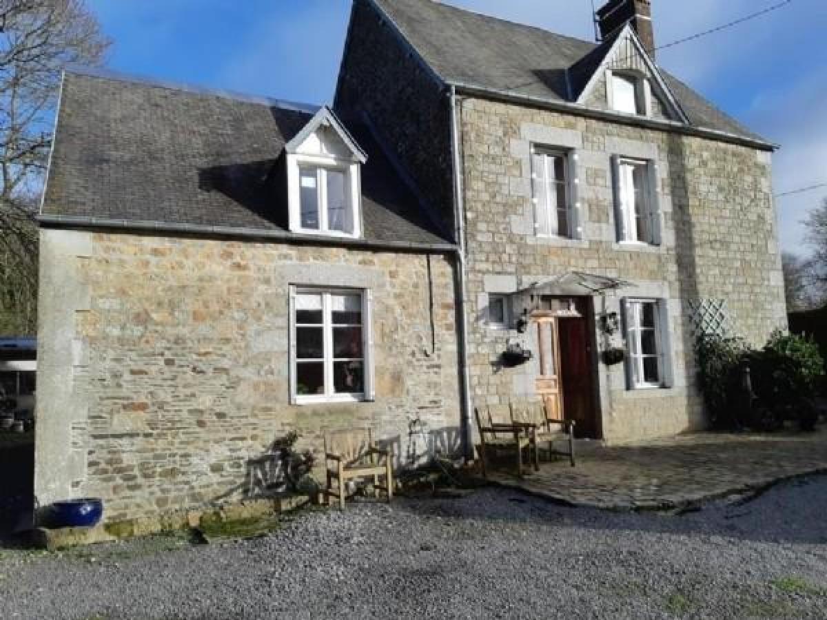 Picture of Home For Sale in Sourdeval, Manche, France