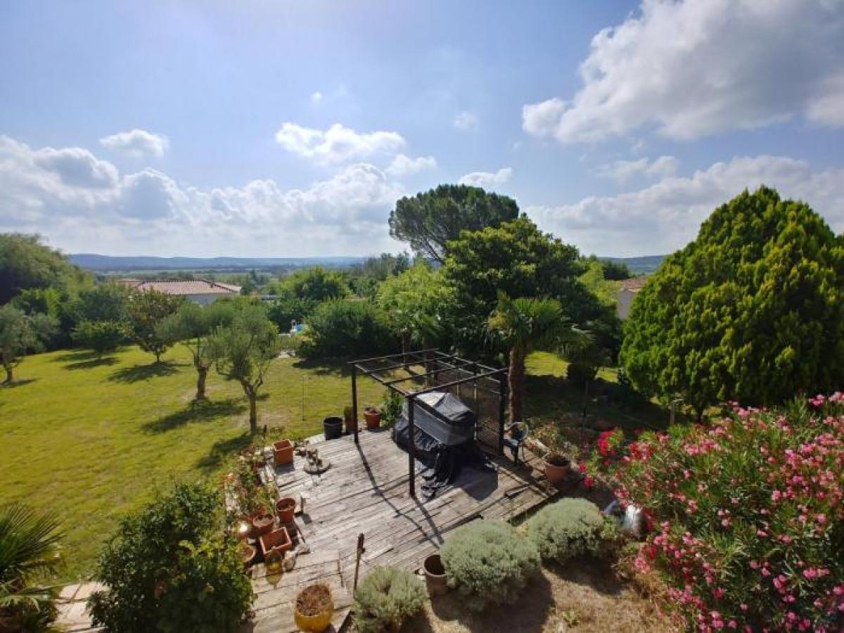 Picture of Home For Sale in Sommieres, Languedoc Roussillon, France