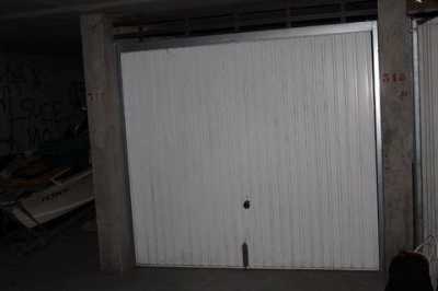 Retail For Sale in Aubagne, France