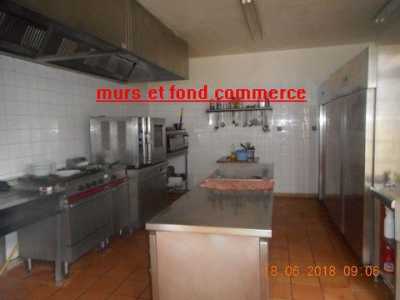 Retail For Sale in Tours, France