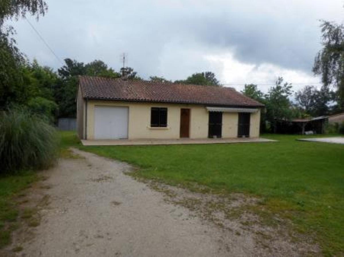 Picture of Bungalow For Sale in Pressac, Poitou Charentes, France