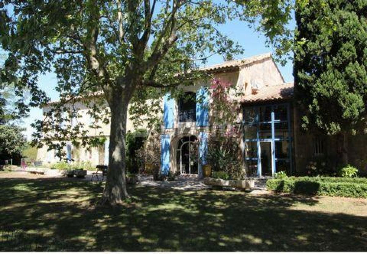 Picture of Home For Sale in Arles, Provence-Alpes-Cote d'Azur, France