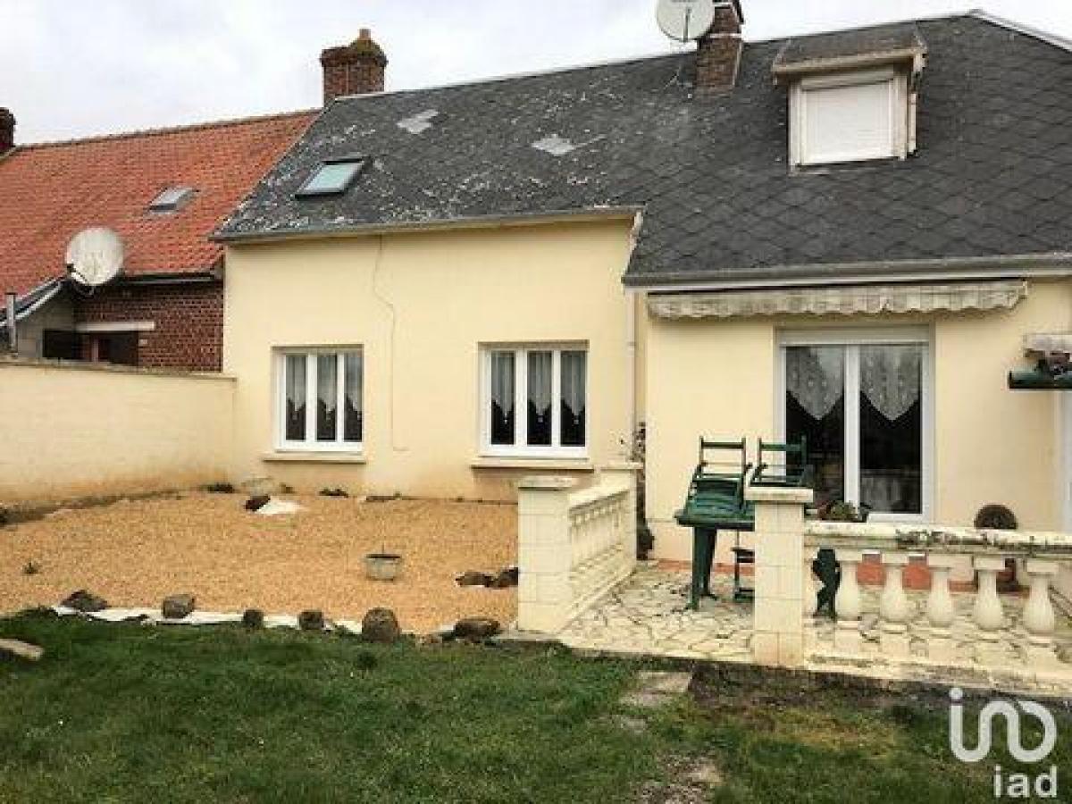 Picture of Home For Sale in Hombleux, Picardie, France