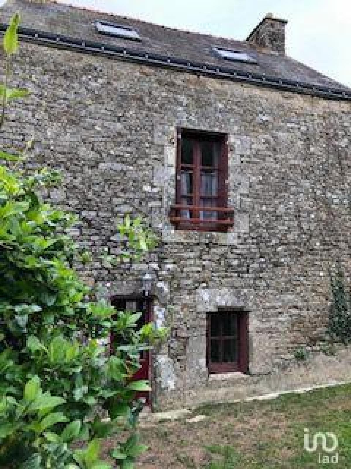 Picture of Home For Sale in Cruguel, Morbihan, France