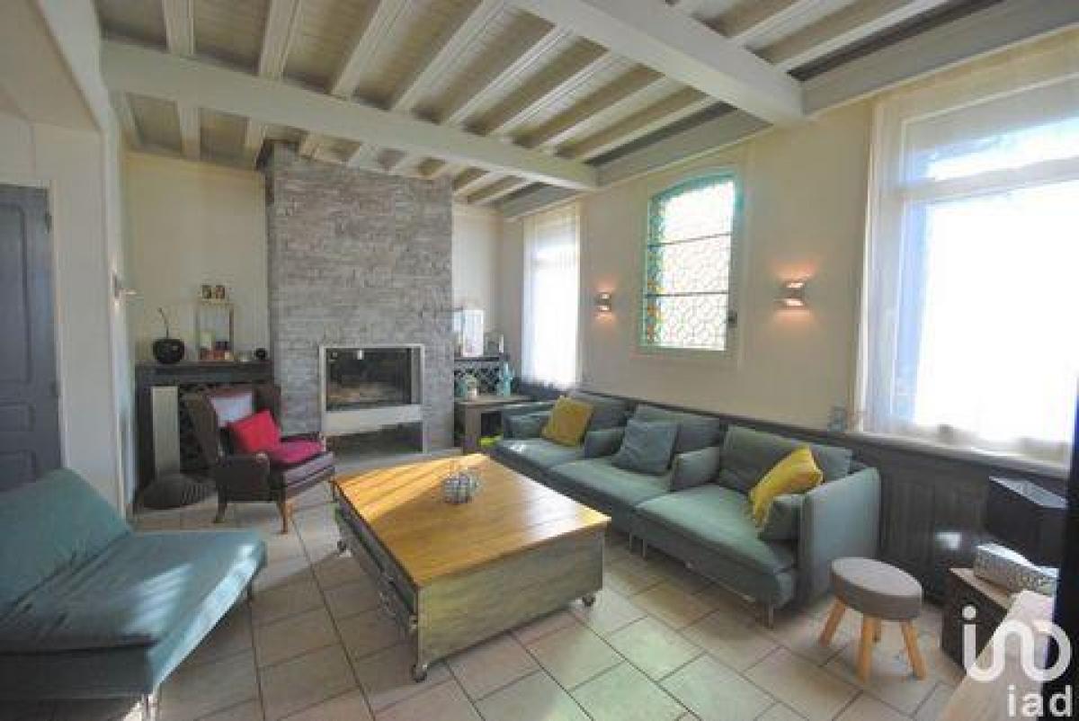Picture of Home For Sale in Daours, Picardie, France
