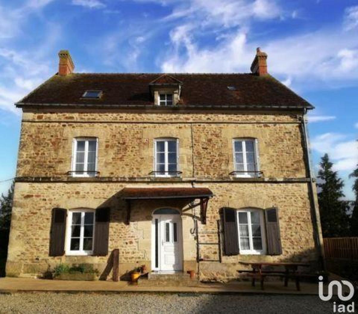 Picture of Home For Sale in Sees, Lower Normandy, France