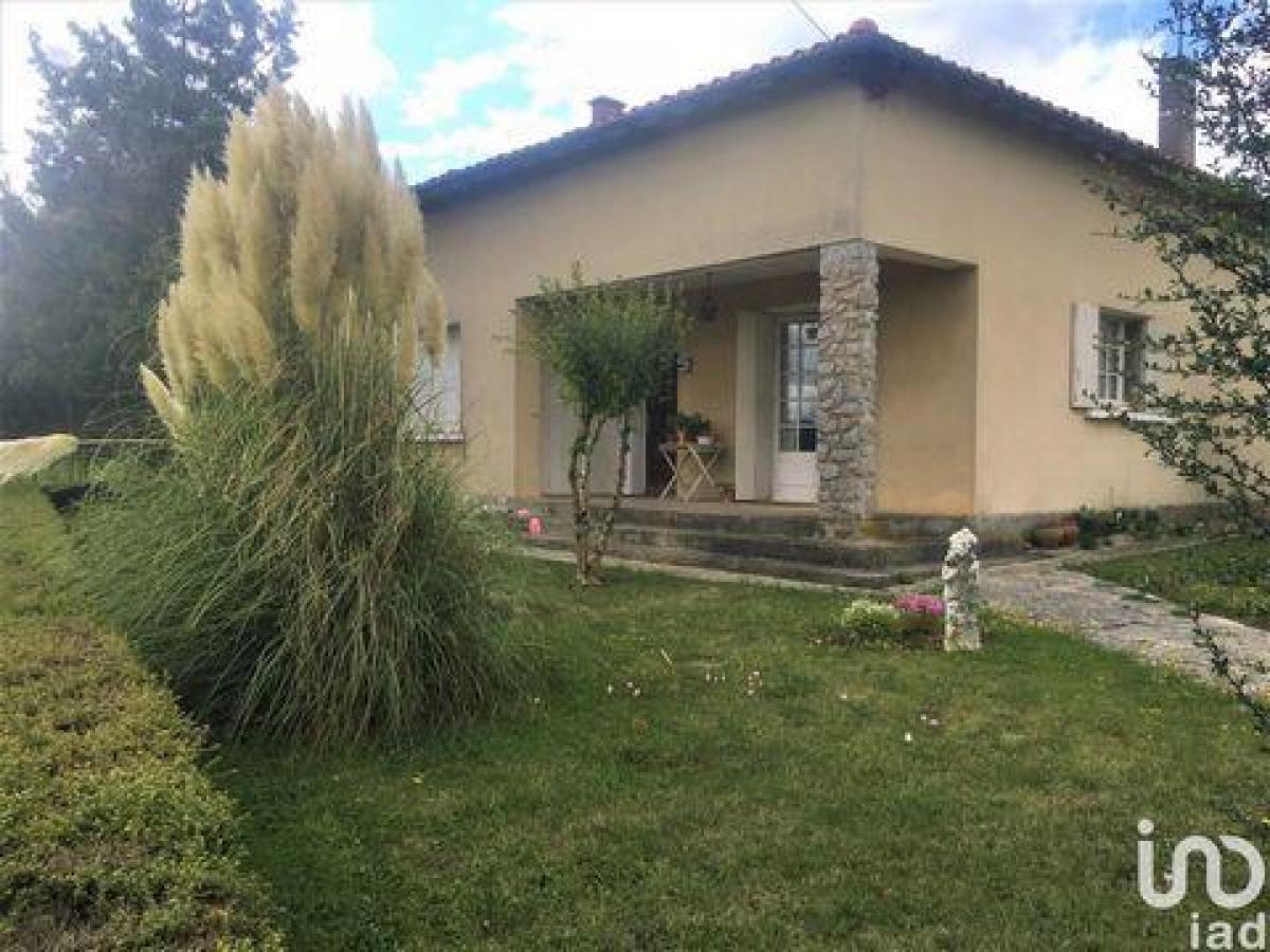Picture of Home For Sale in Vasles, Poitou Charentes, France