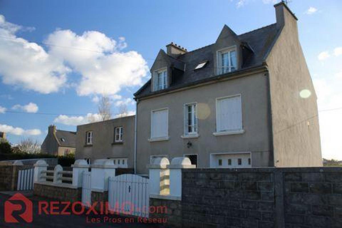 Picture of Home For Sale in Plouguerneau, Bretagne, France
