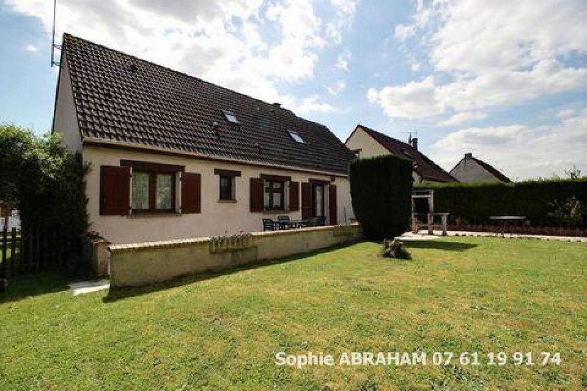 Picture of Home For Sale in Angerville, Centre, France