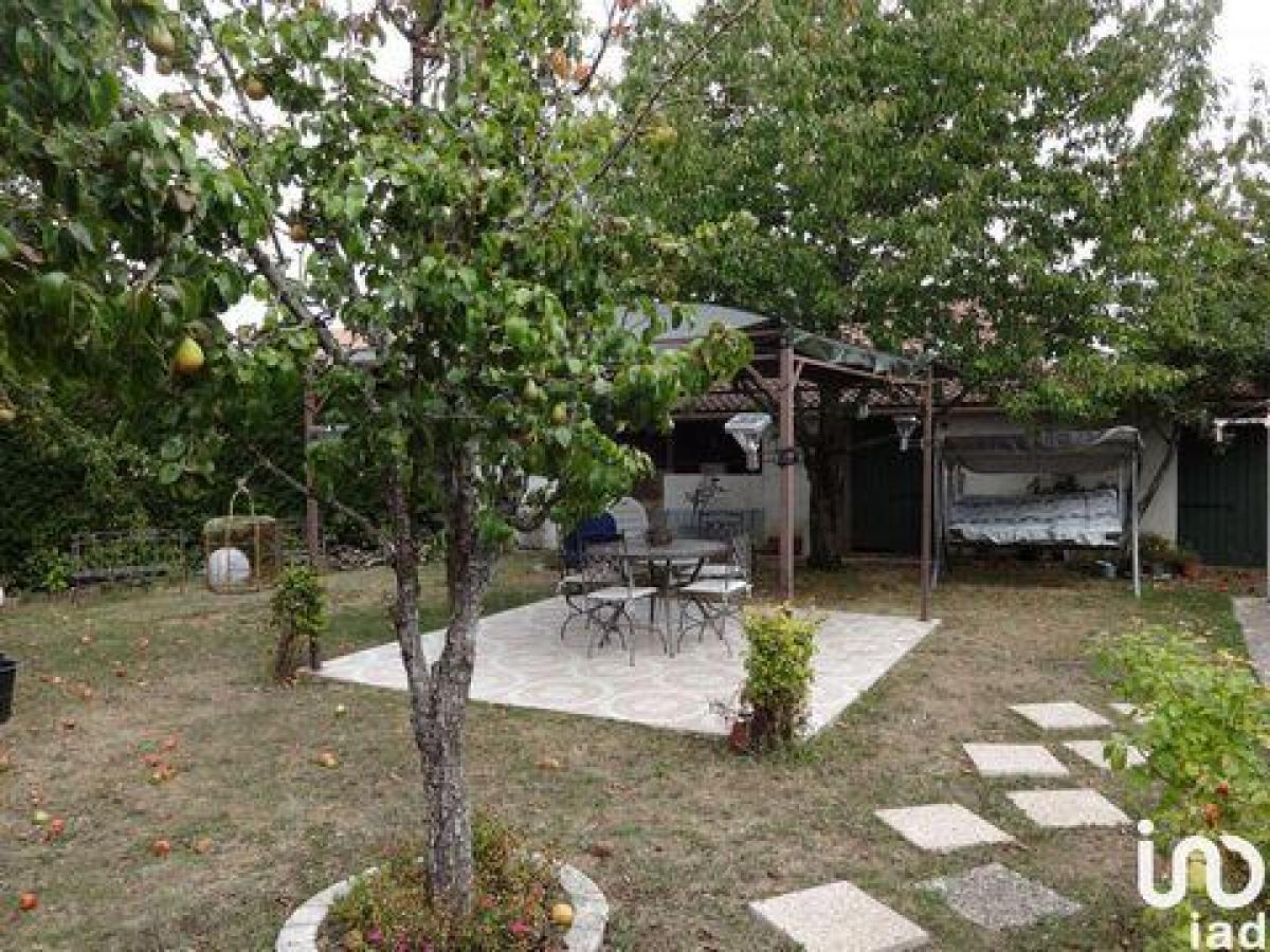 Picture of Home For Sale in Champhol, Centre, France