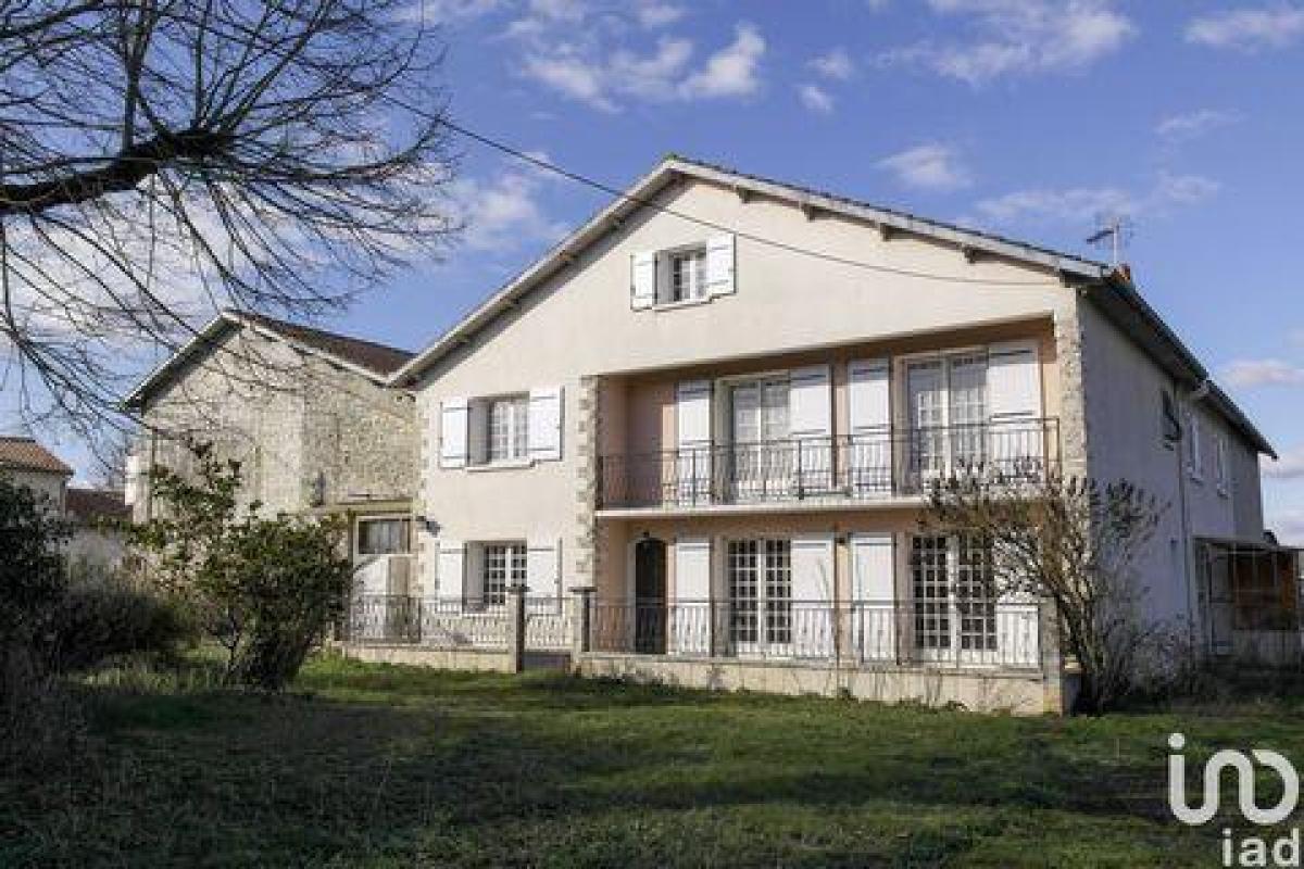 Picture of Home For Sale in Verteuil Sur Charente, Poitou Charentes, France