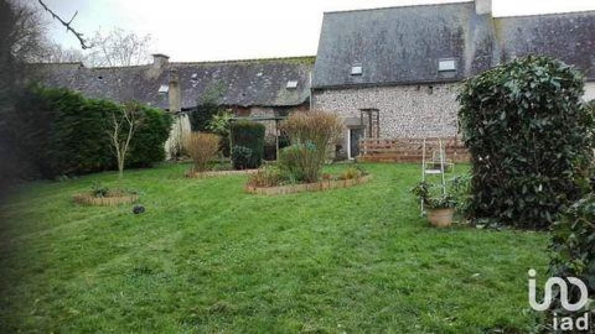 Picture of Home For Sale in Antrain, Bretagne, France