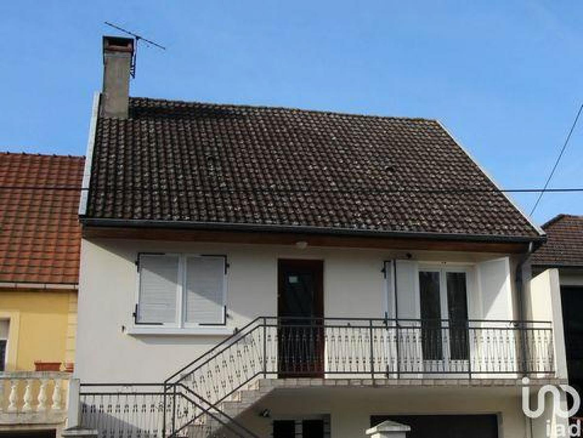 Picture of Home For Sale in Gien, Centre, France