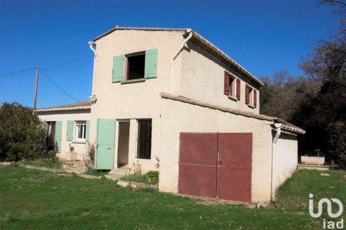 Picture of Home For Sale in Sarrians, Provence-Alpes-Cote d'Azur, France