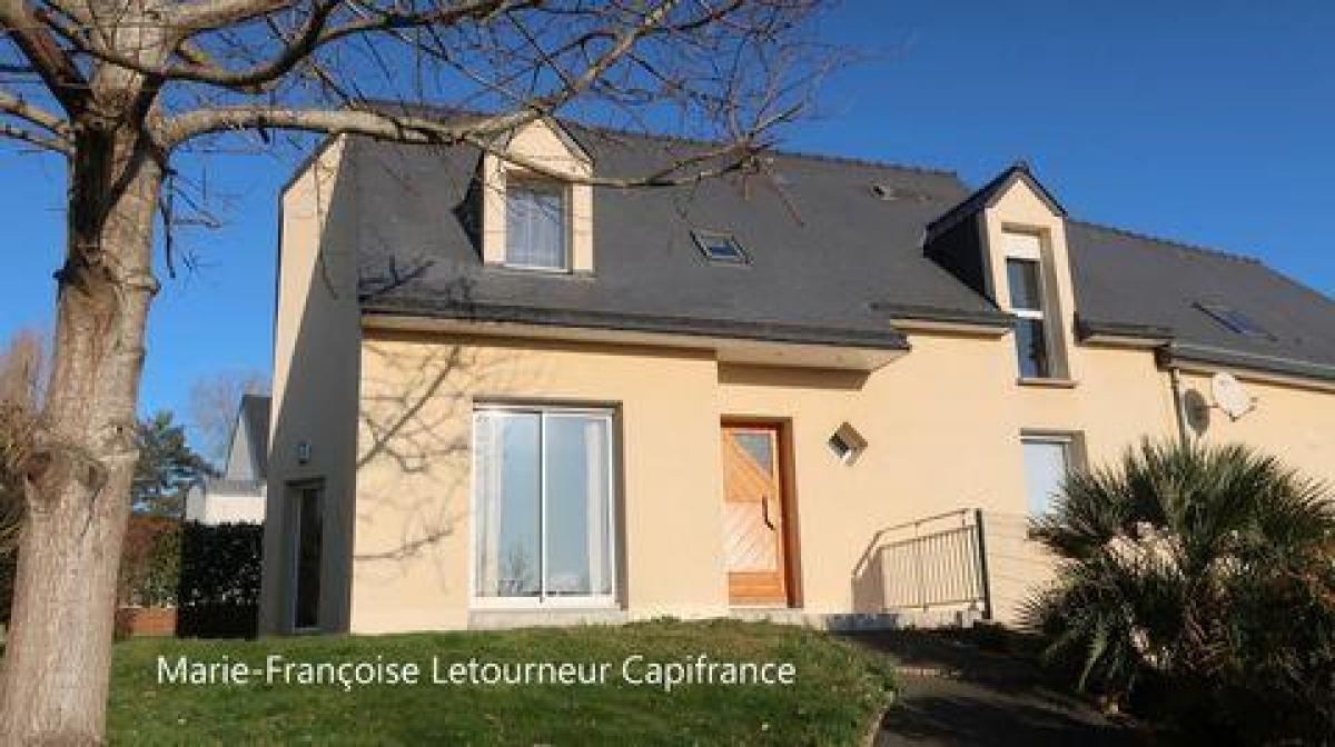 Picture of Home For Sale in Fougeres, Ile De France, France