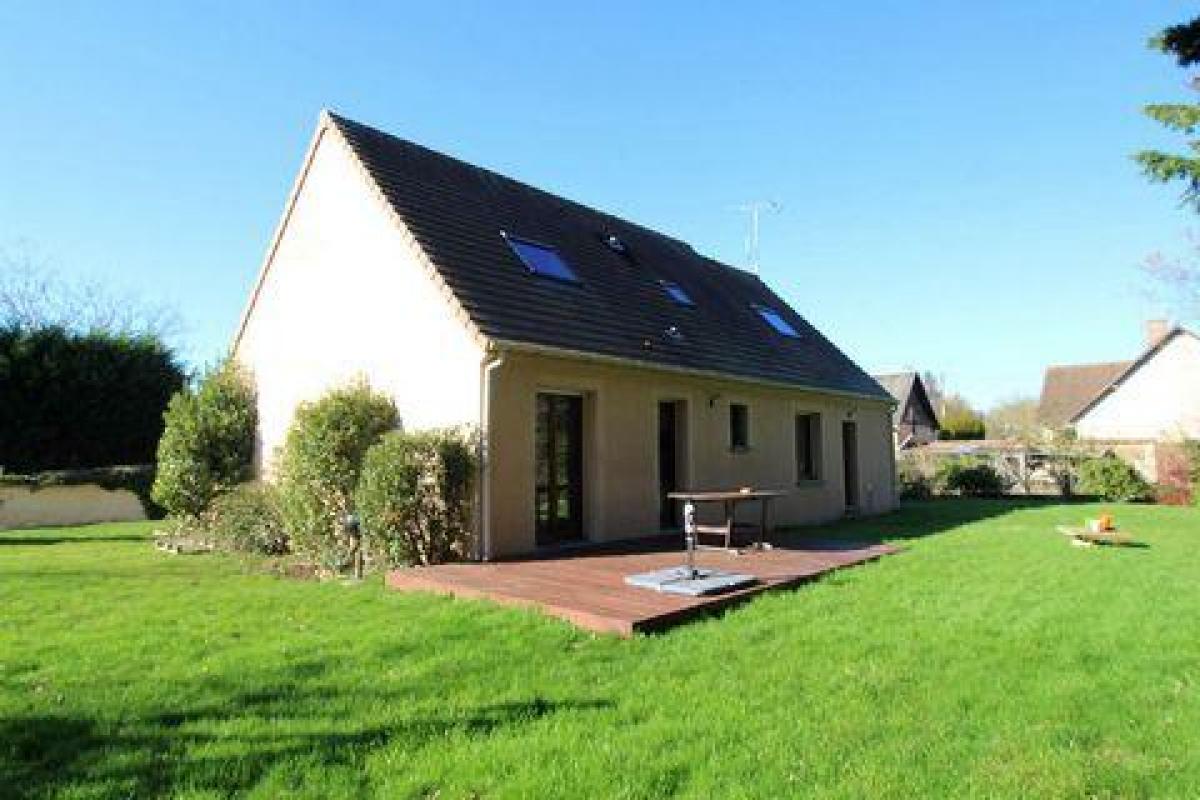 Picture of Home For Sale in Faverolles, Centre, France