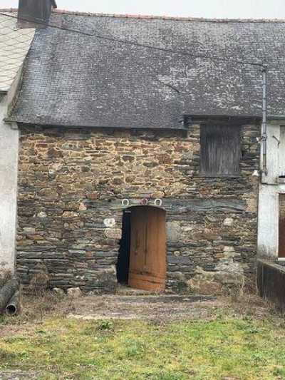 Home For Sale in Pipriac, France