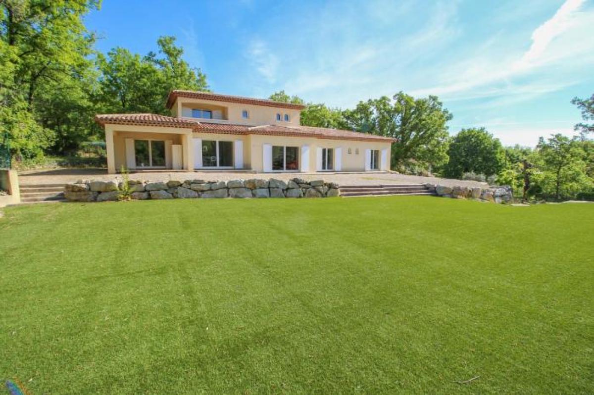 Picture of Villa For Sale in Montauroux, Cote d'Azur, France