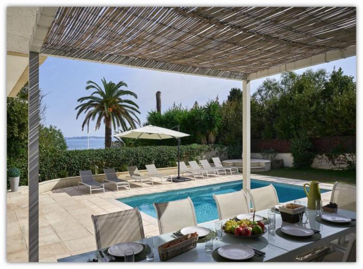 Picture of Villa For Sale in Cannes, Cote d'Azur, France