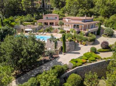 Villa For Sale in Seillans, France