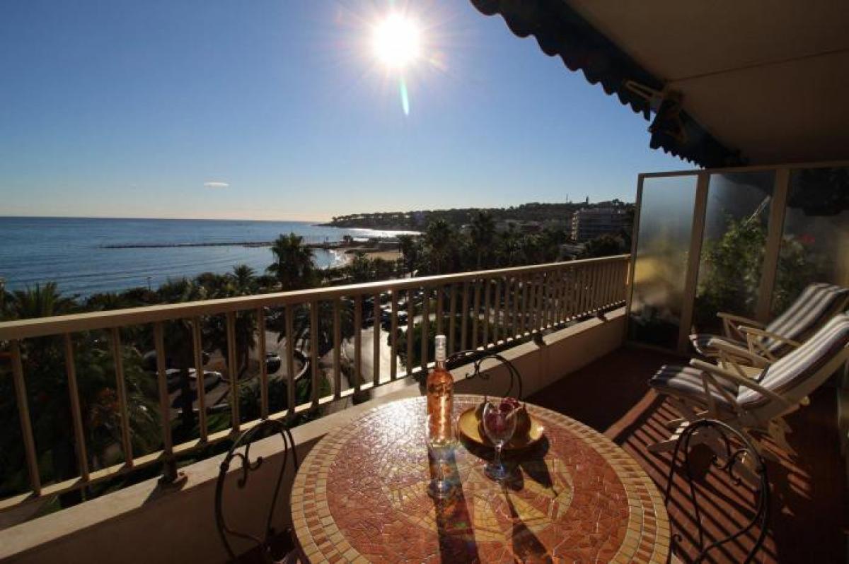 Picture of Apartment For Sale in Antibes, Cote d'Azur, France