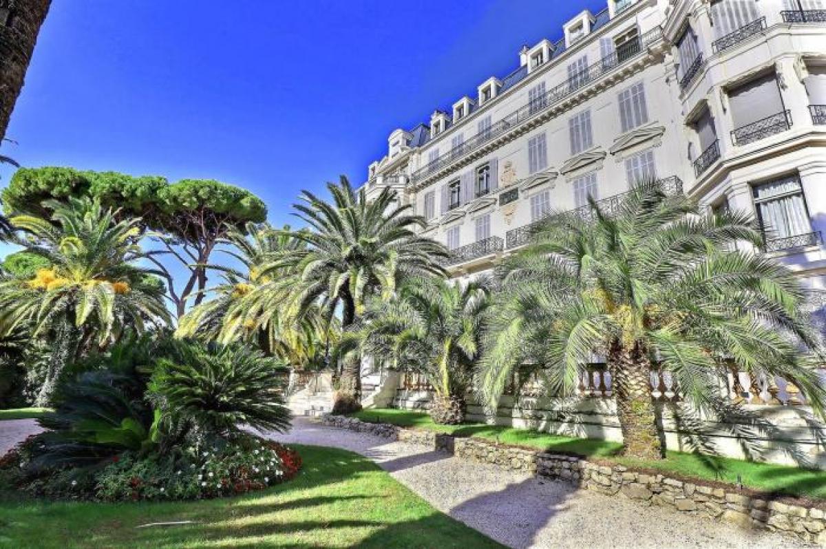 Picture of Residential Land For Sale in Cannes, Cote d'Azur, France