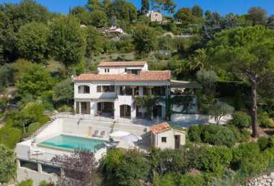 Villa For Sale in