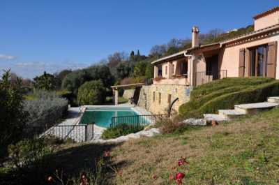 Villa For Sale in Montauroux, France