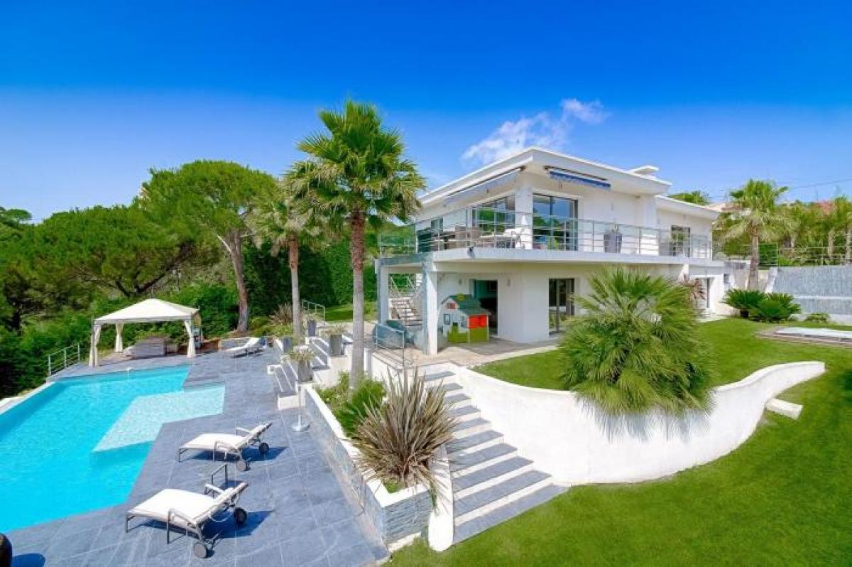 Picture of Villa For Sale in Cannes, Cote d'Azur, France