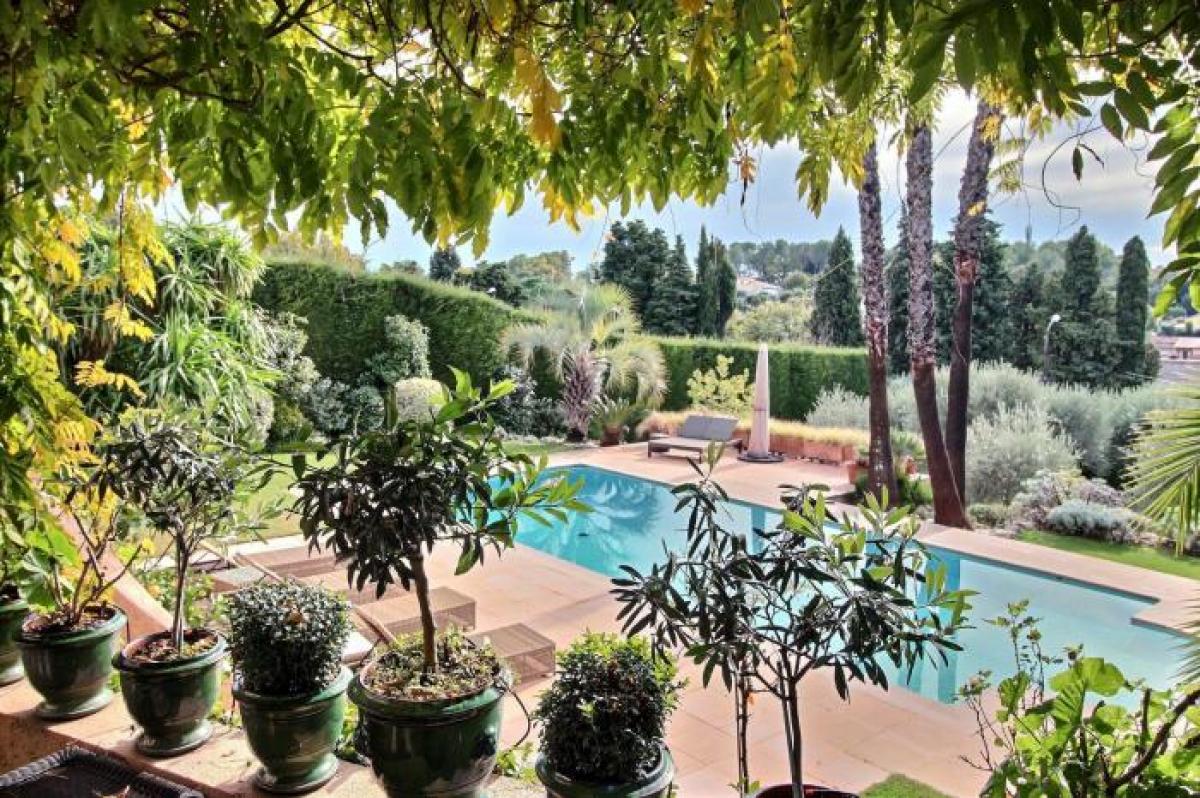 Picture of Villa For Sale in Le Rouret, Cote d'Azur, France