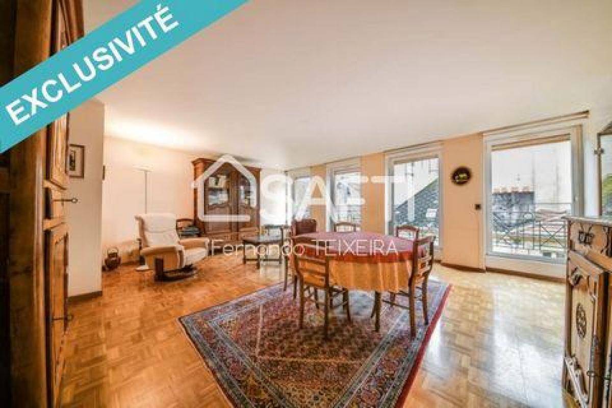 Picture of Apartment For Sale in Metz, Lorraine, France