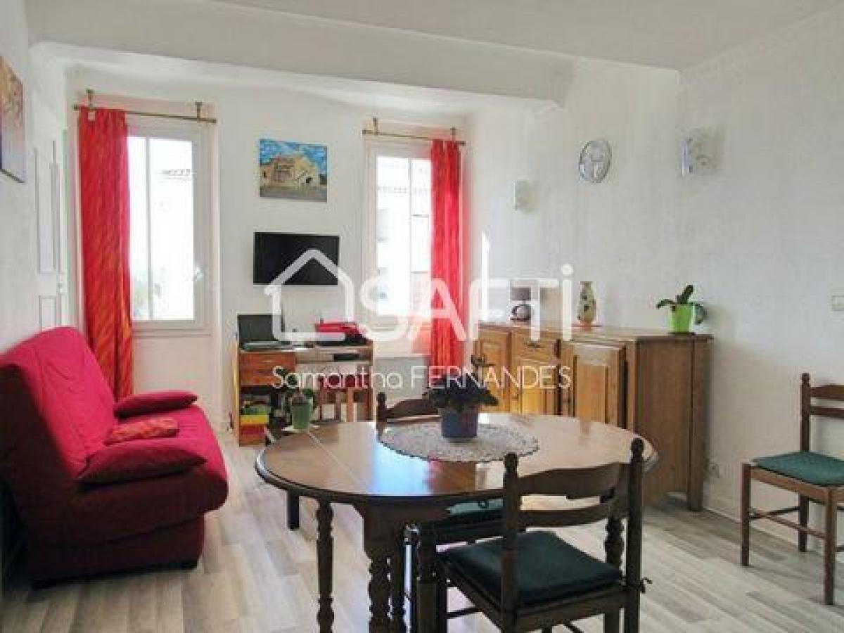 Picture of Apartment For Sale in Le Luc, Limousin, France