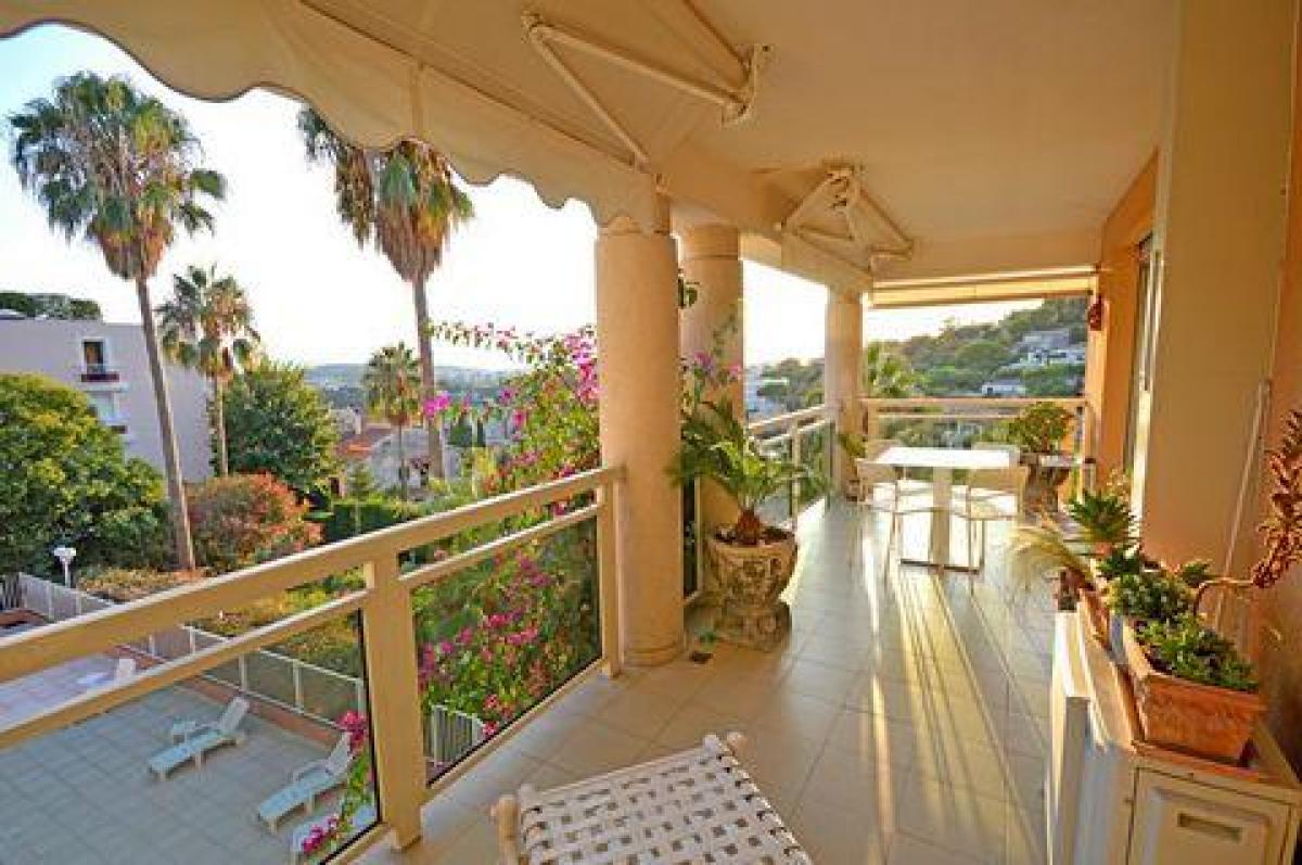 Picture of Home For Sale in Le Cannet, Cote d'Azur, France