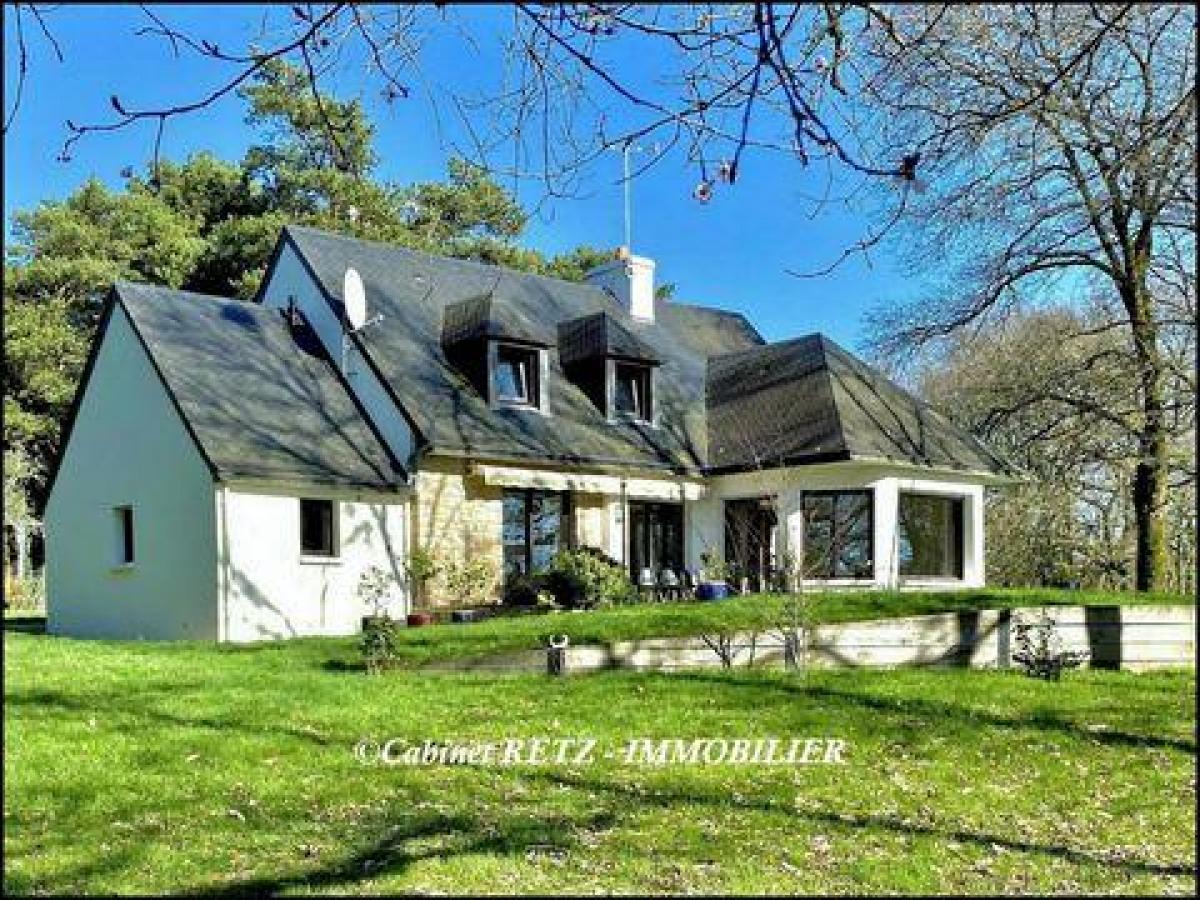 Picture of Home For Sale in Berric, Bretagne, France