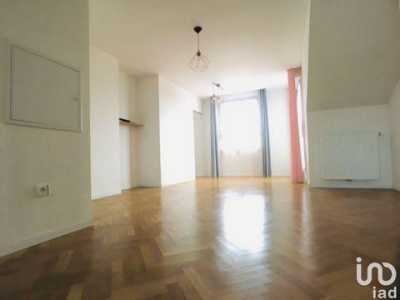 Condo For Sale in Trappes, France