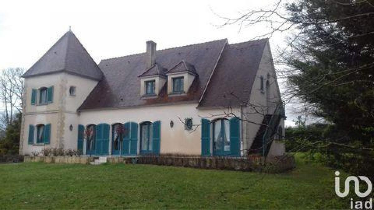 Picture of Home For Sale in Paron, Bourgogne, France