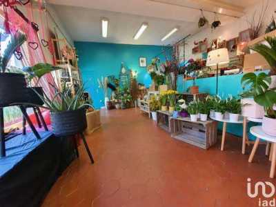 Office For Sale in Gambais, France