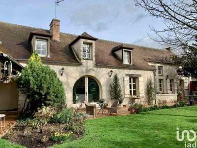 Home For Sale in Senlis, France