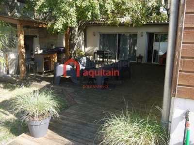 Home For Sale in Libourne, France