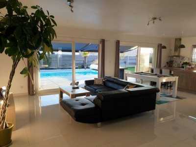 Home For Sale in Audenge, France