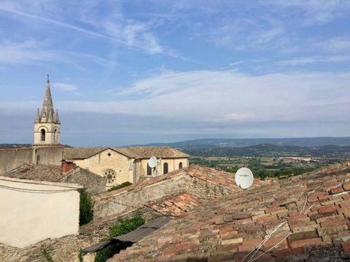 Picture of Home For Sale in Bonnieux, Provence-Alpes-Cote d'Azur, France