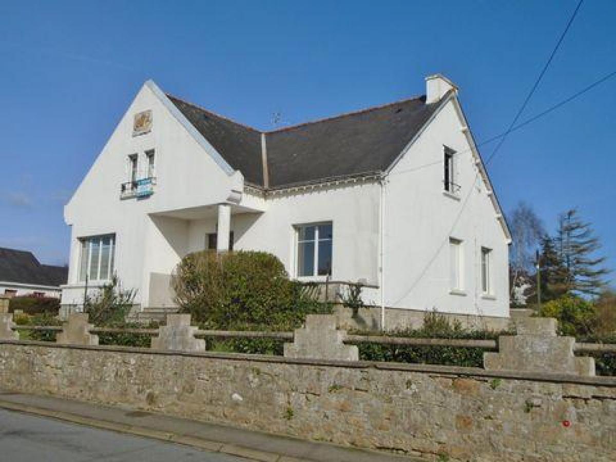 Picture of Home For Sale in Etel, Bretagne, France