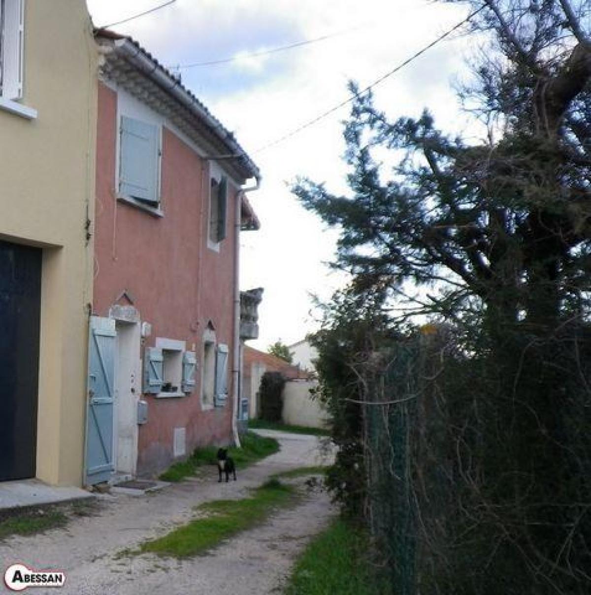 Picture of Home For Sale in Ales, Languedoc Roussillon, France