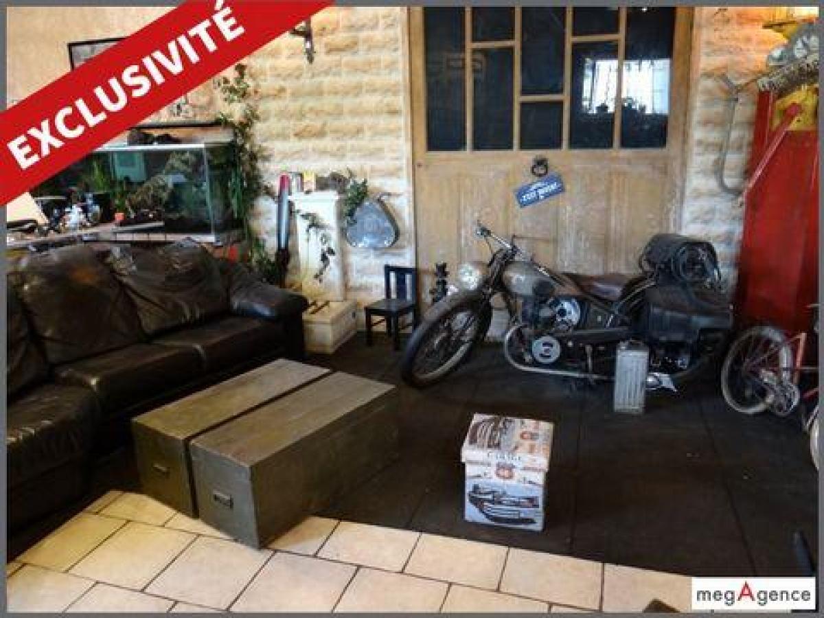 Picture of Apartment For Sale in Gonfaron, Provence-Alpes-Cote d'Azur, France