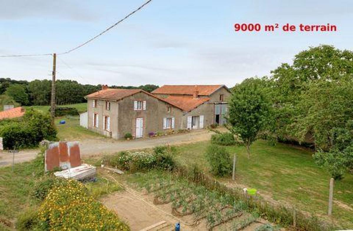 Picture of Home For Sale in La Roche Sur Yon, Vend, France