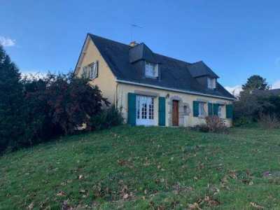 Home For Sale in Pipriac, France