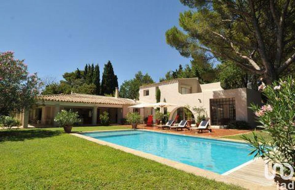 Picture of Home For Sale in Orange, Provence-Alpes-Cote d'Azur, France