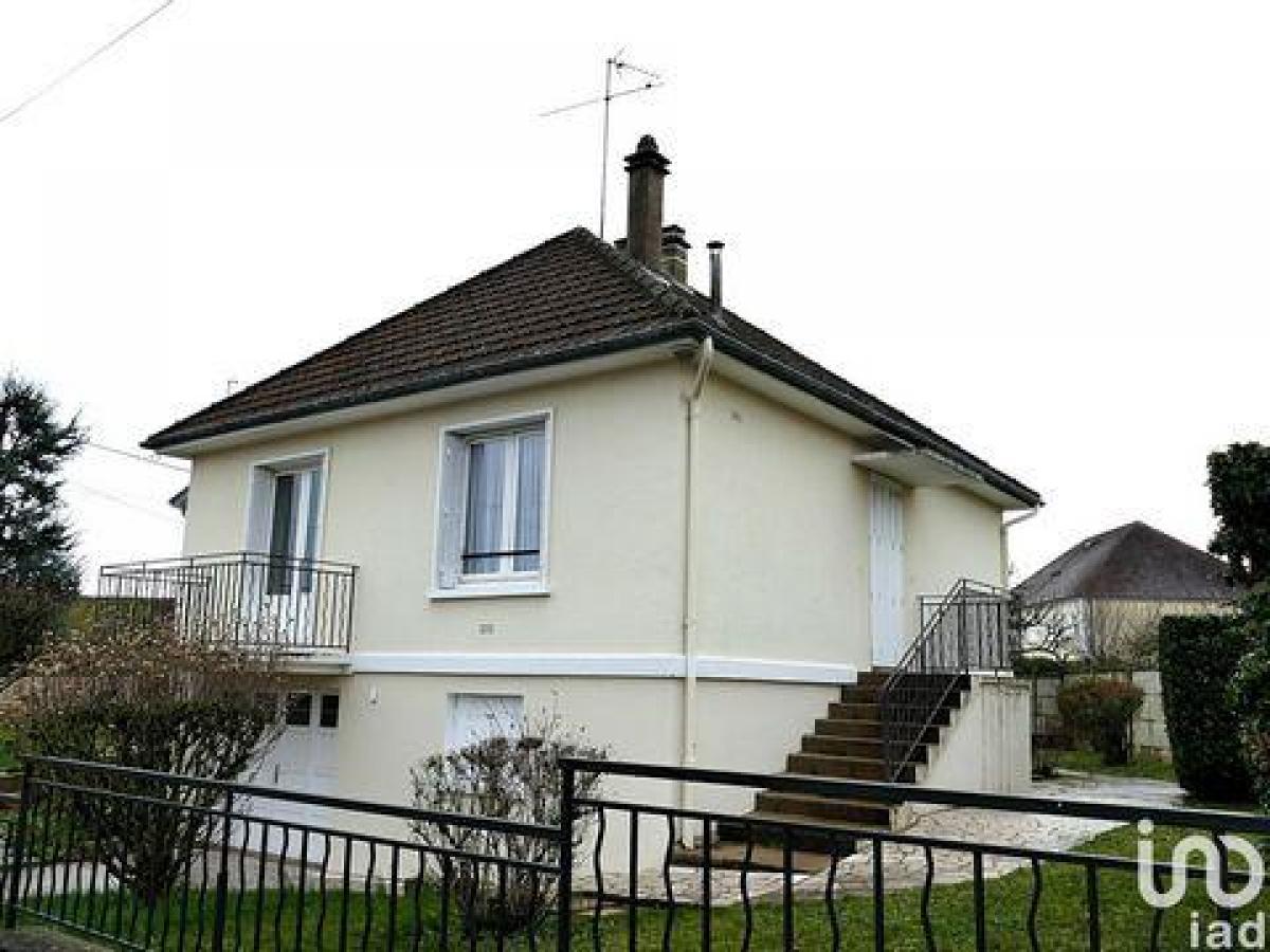 Picture of Home For Sale in Auxerre, Bourgogne, France